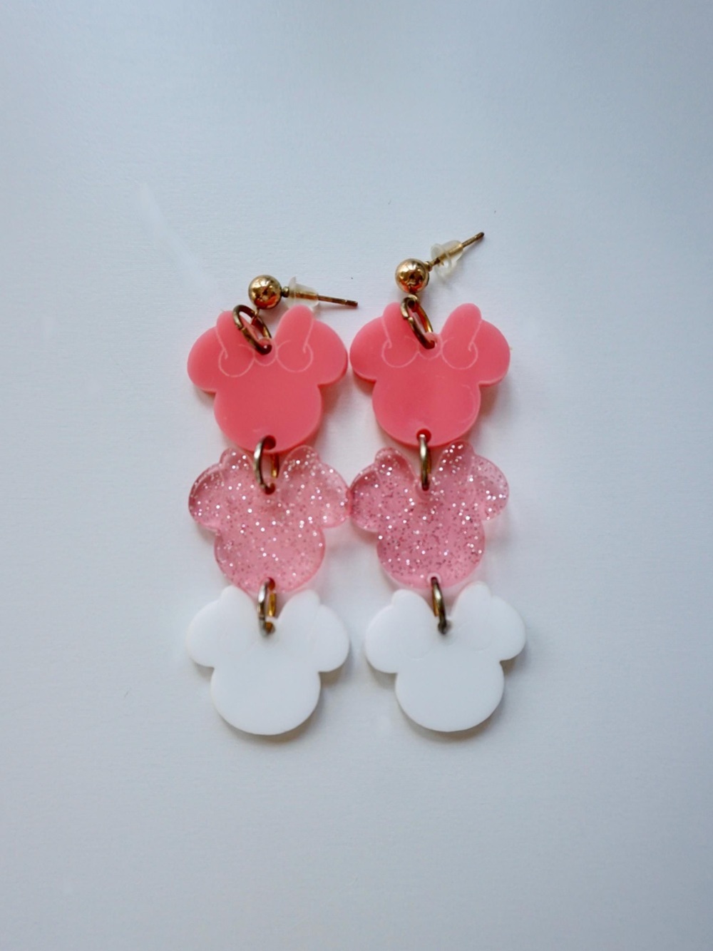 Pink & White Resin Triple Dangle Minnie Mouse Earrings